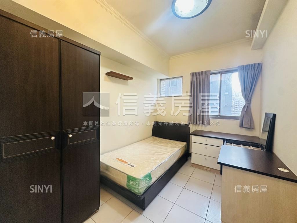 摩登歐洲大三房平面車位房屋室內格局與周邊環境