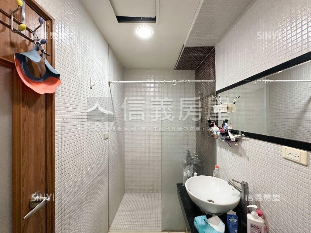 悅讀星光四房Ｂ１平車房屋室內格局與周邊環境