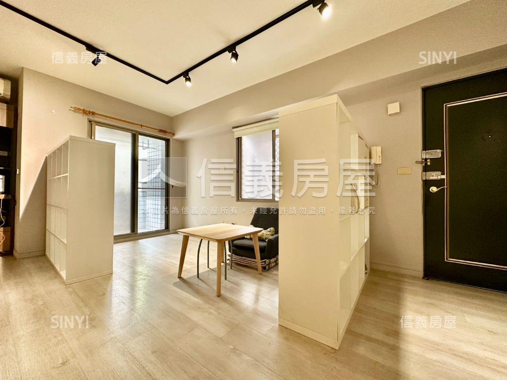 漂亮！西屯二房車位房屋室內格局與周邊環境