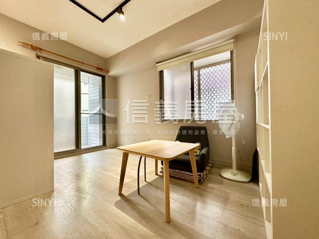 漂亮！西屯二房車位房屋室內格局與周邊環境