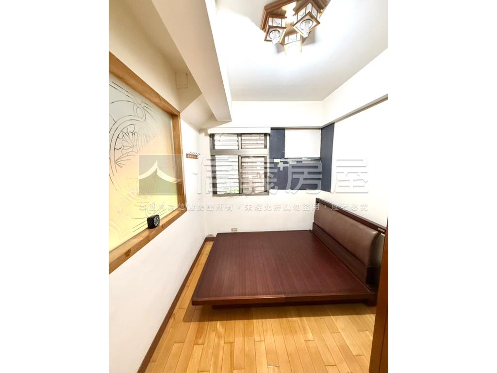 城龍花園⭐車庫別墅⭐房屋室內格局與周邊環境