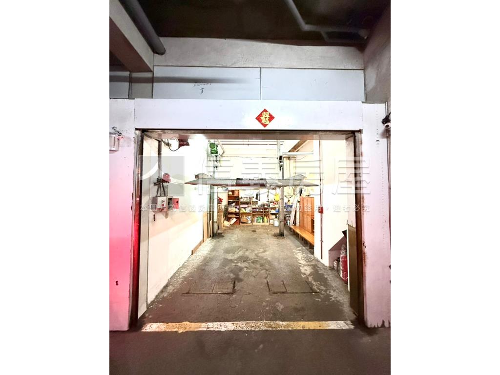 城龍花園⭐車庫別墅⭐房屋室內格局與周邊環境