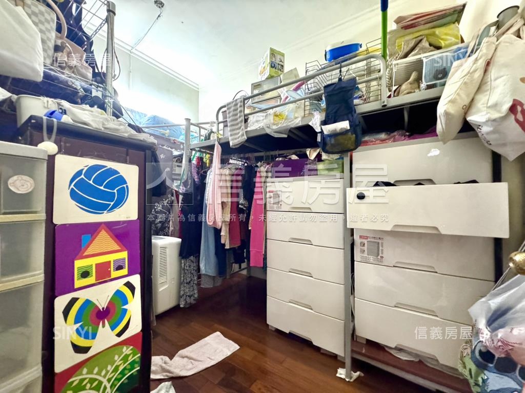 高工商圈綠園道大三房房屋室內格局與周邊環境