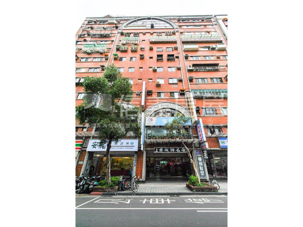 ３０００萬內買大安區三房房屋室內格局與周邊環境