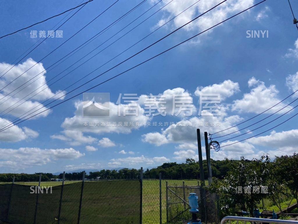 新社方正大面寬土地２房屋室內格局與周邊環境