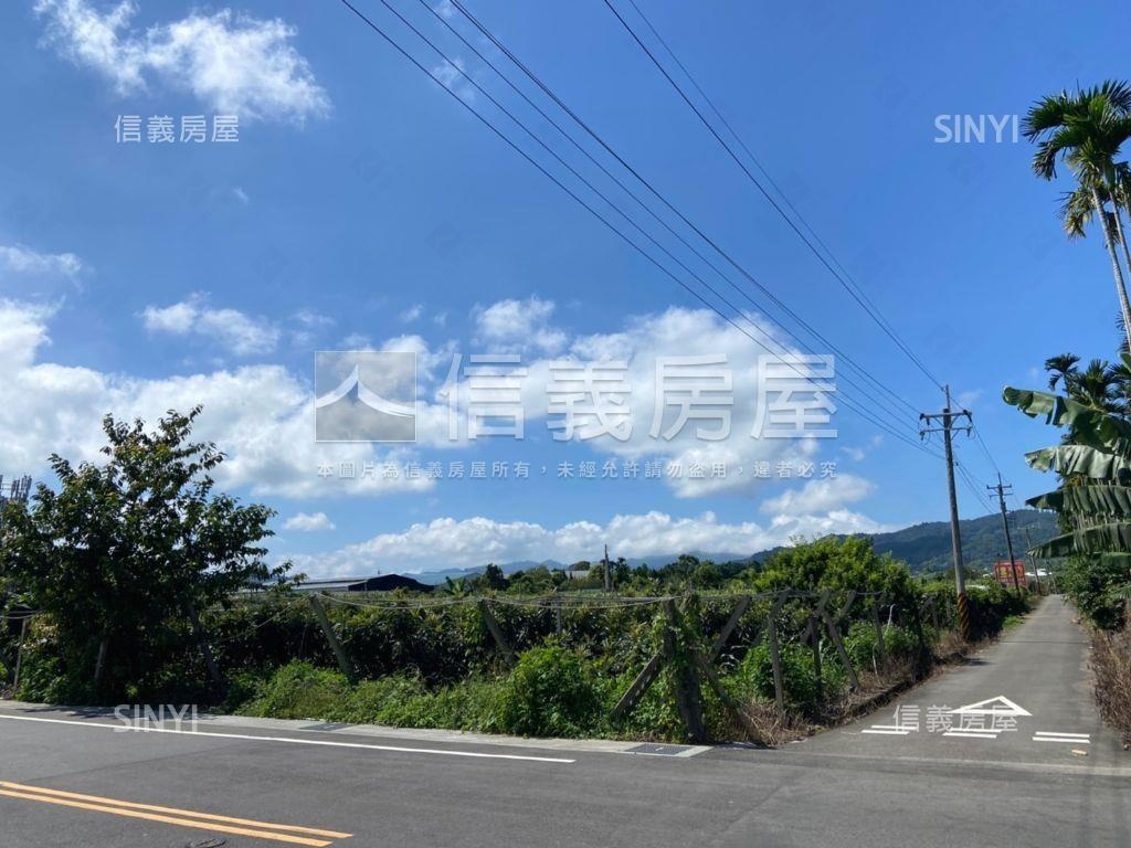 新社方正大面寬土地２房屋室內格局與周邊環境