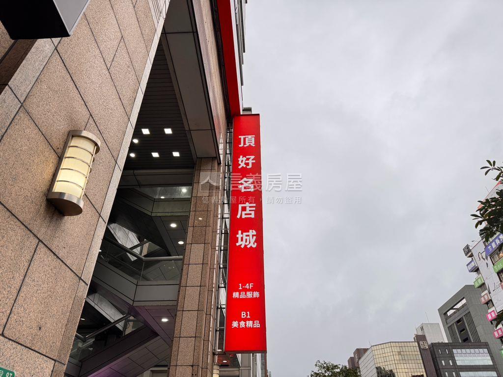 東區頂好金店面房屋室內格局與周邊環境