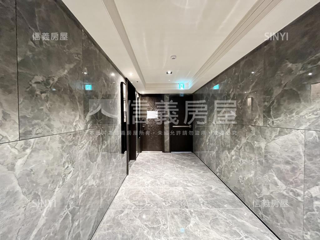 大通大美１７Ｆ兩房平車房屋室內格局與周邊環境