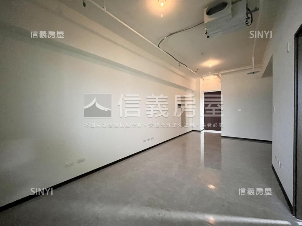大通大美１７Ｆ兩房平車房屋室內格局與周邊環境
