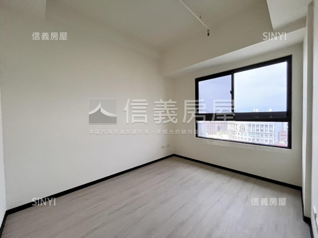 大通大美１７Ｆ兩房平車房屋室內格局與周邊環境
