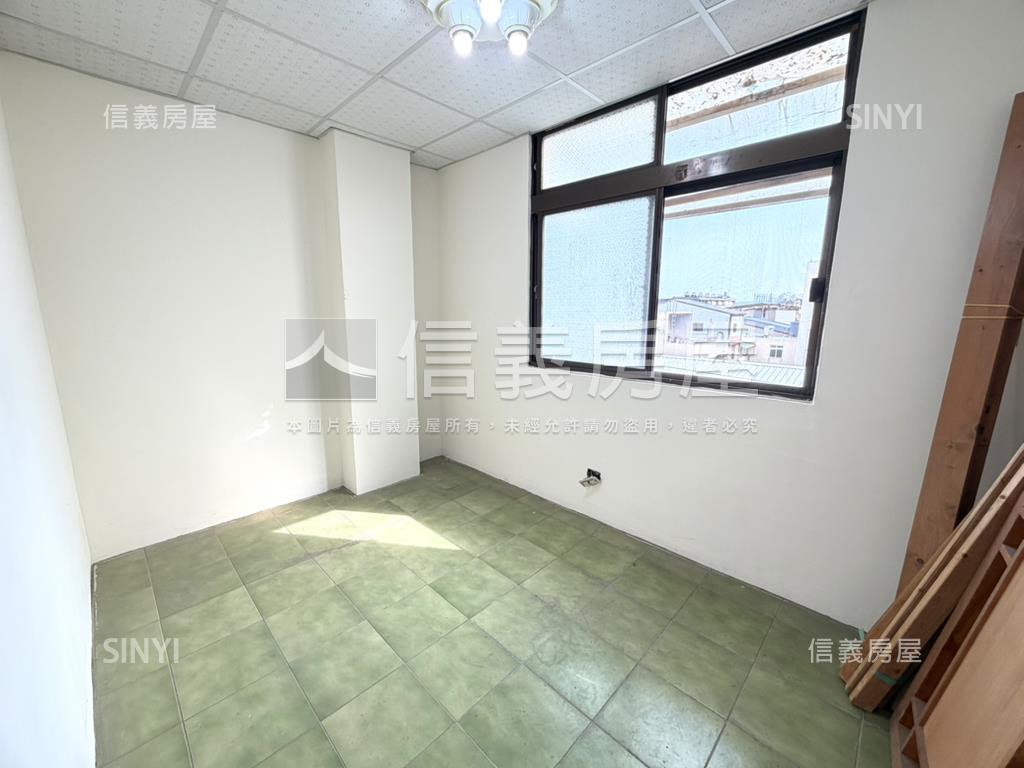 大里低總價三房房屋室內格局與周邊環境