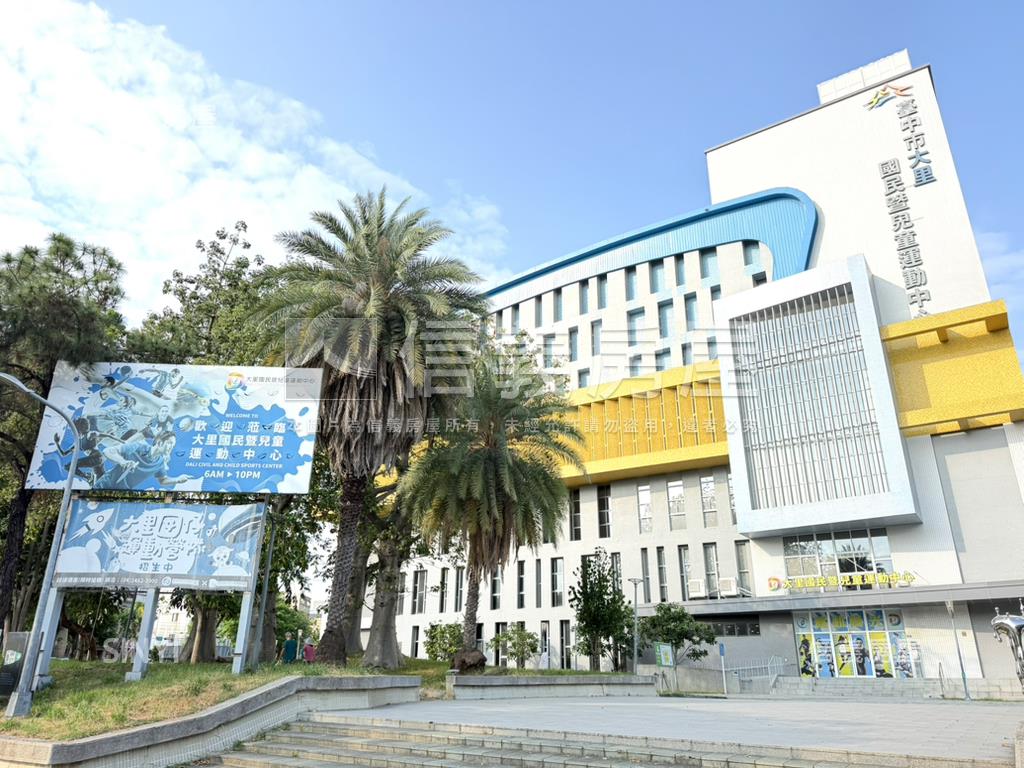 大里低總價三房房屋室內格局與周邊環境