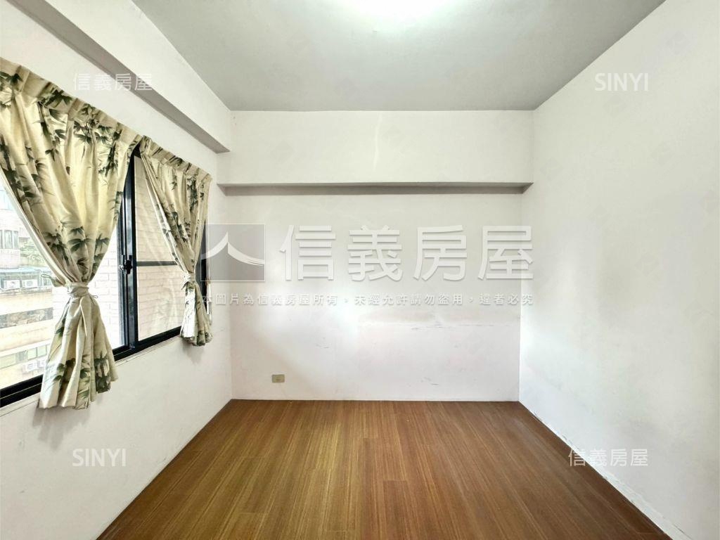 美麗宏國電梯大空間房屋室內格局與周邊環境