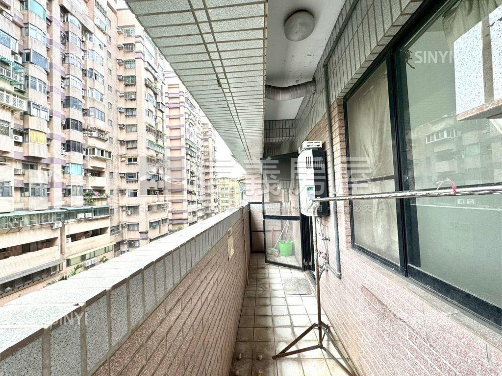 美麗宏國電梯大空間房屋室內格局與周邊環境