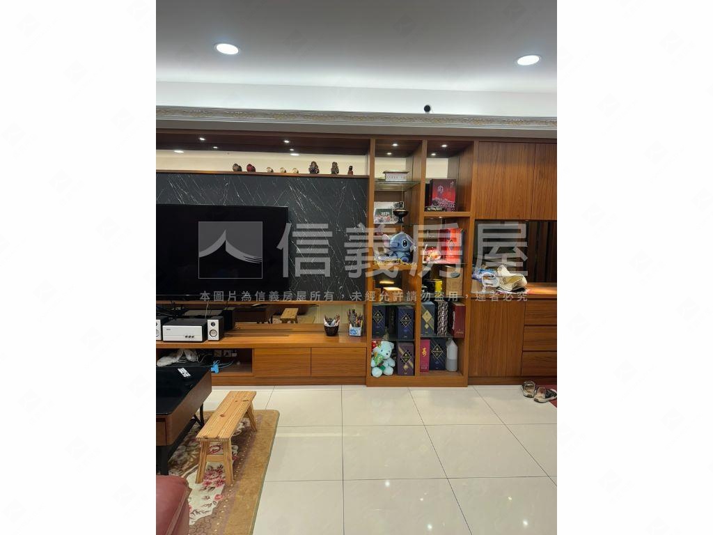 店長推薦！高樓層三房平車房屋室內格局與周邊環境