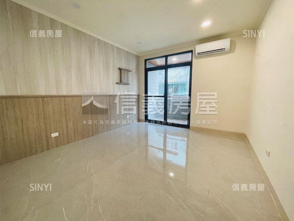 近鳳翔７７期質感美透房屋室內格局與周邊環境