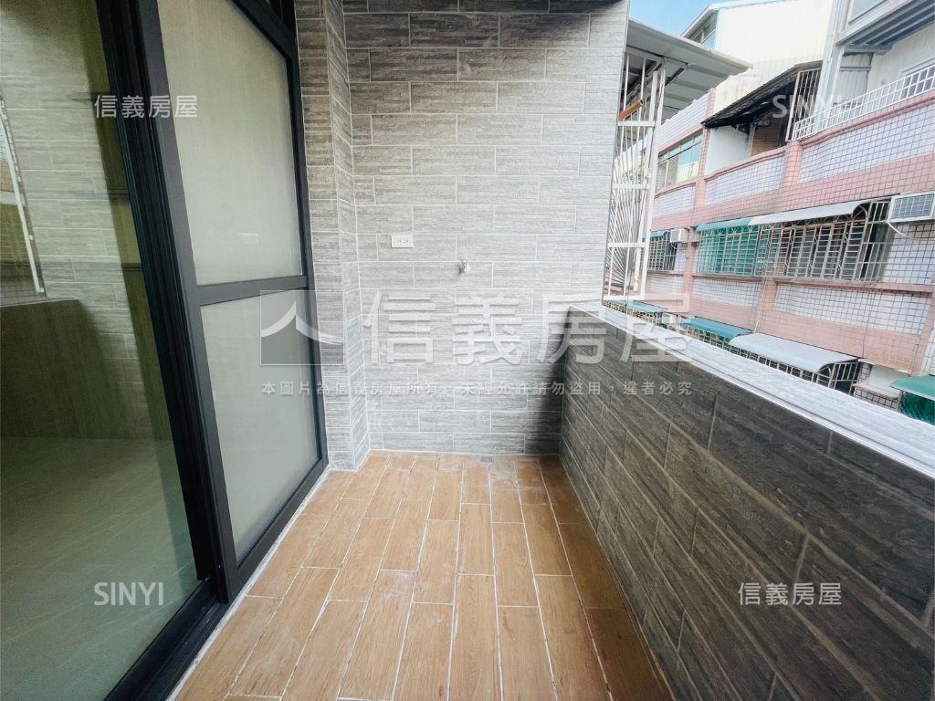 近鳳翔７７期質感美透房屋室內格局與周邊環境