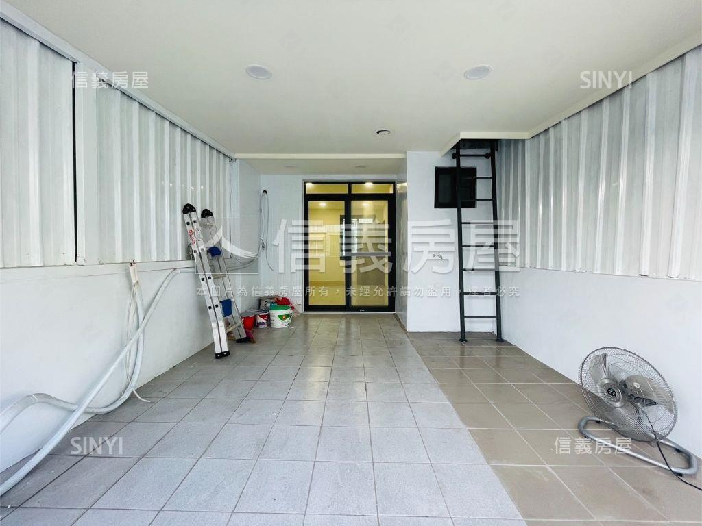 近鳳翔７７期質感美透房屋室內格局與周邊環境