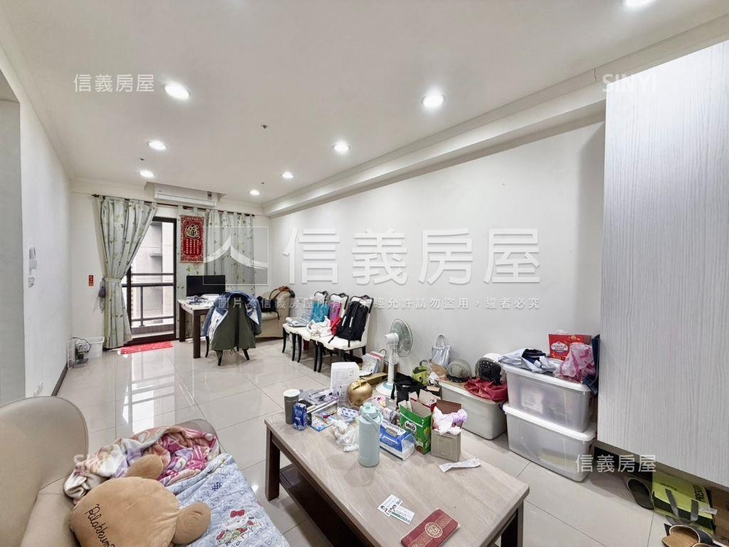 涵悅，電梯２房坡平車位房屋室內格局與周邊環境