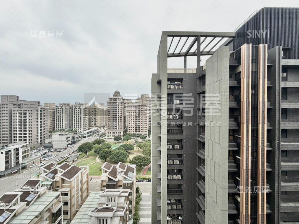 涵悅，電梯２房坡平車位房屋室內格局與周邊環境