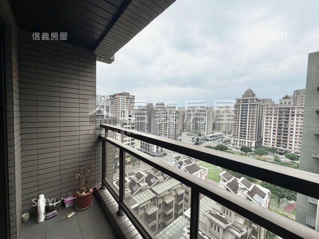 涵悅，電梯２房坡平車位房屋室內格局與周邊環境