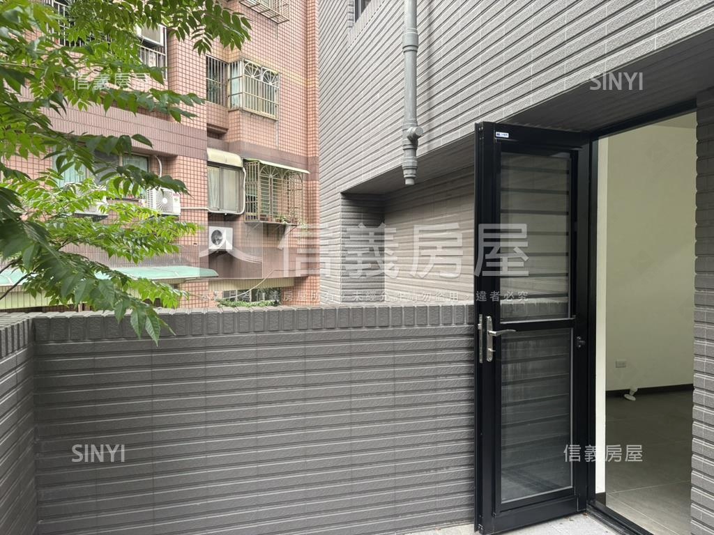 【盛河八方】挑高金店面房屋室內格局與周邊環境