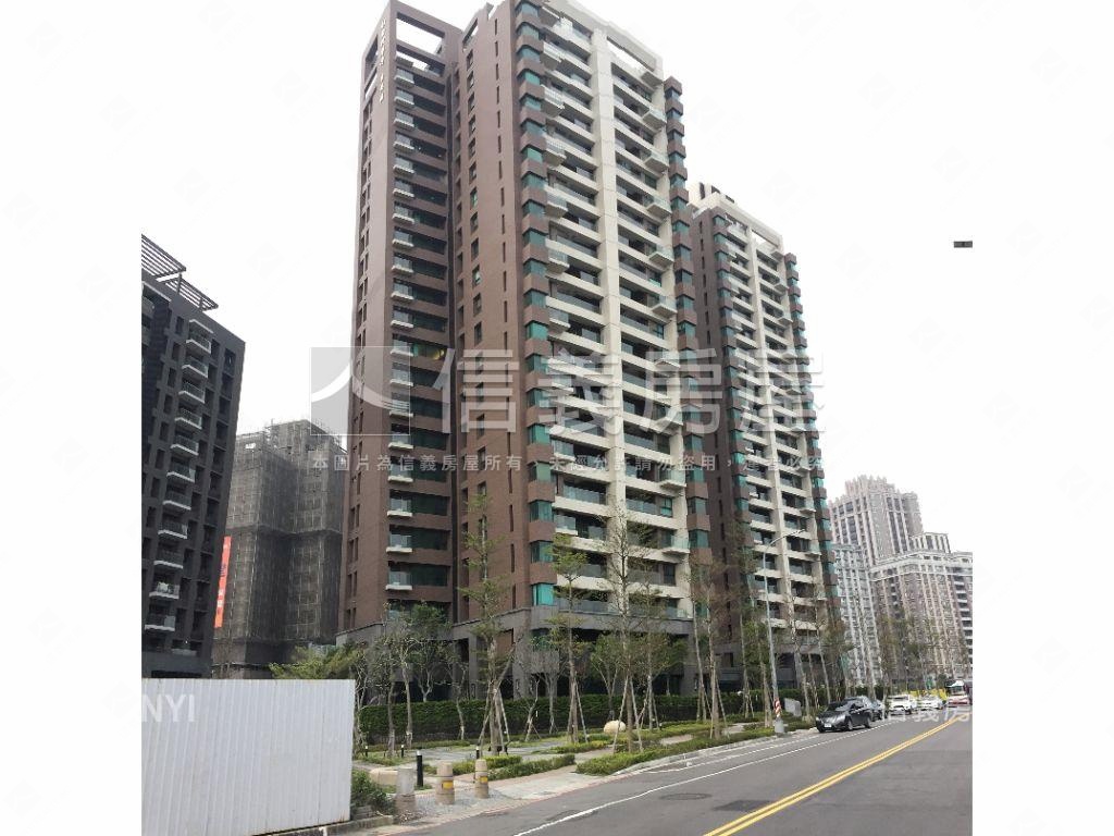 全坤世紀館絕美高樓層房屋室內格局與周邊環境