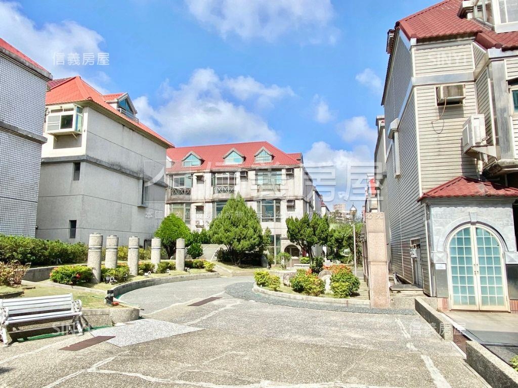 大自然庭院車位管理透天房屋室內格局與周邊環境
