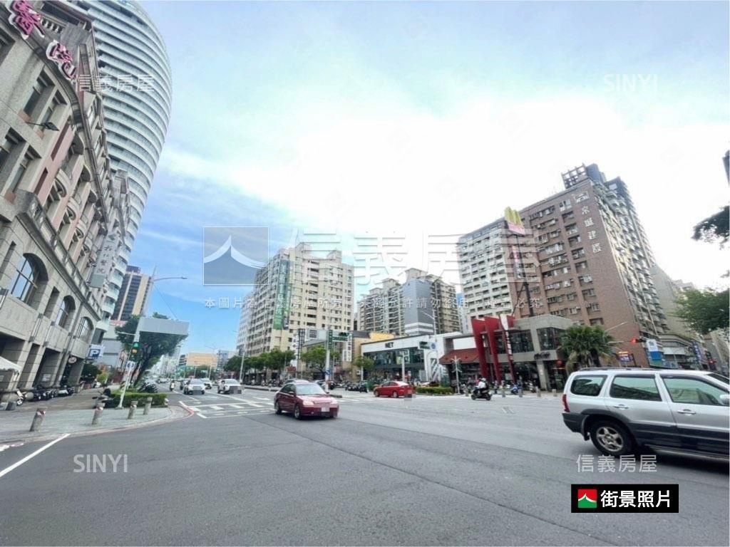 博愛二路‧知名超商金店面房屋室內格局與周邊環境