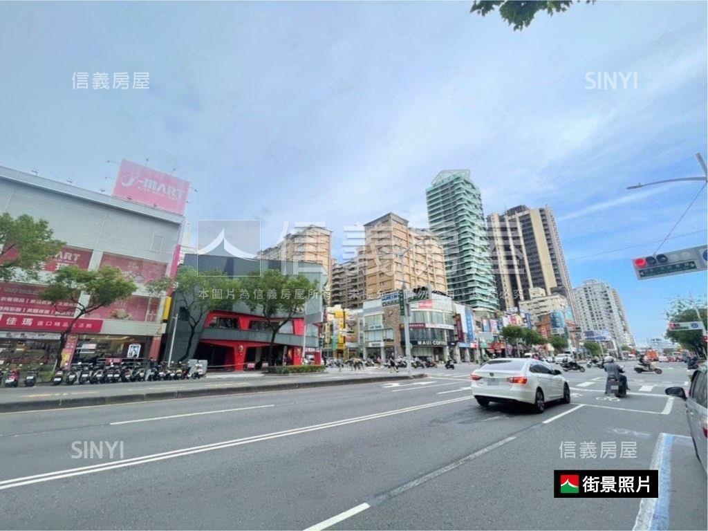 博愛二路‧知名超商金店面房屋室內格局與周邊環境