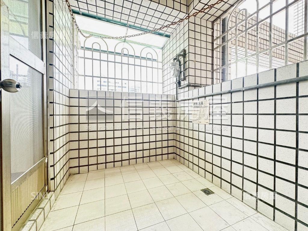 明華學區三房平車房屋室內格局與周邊環境