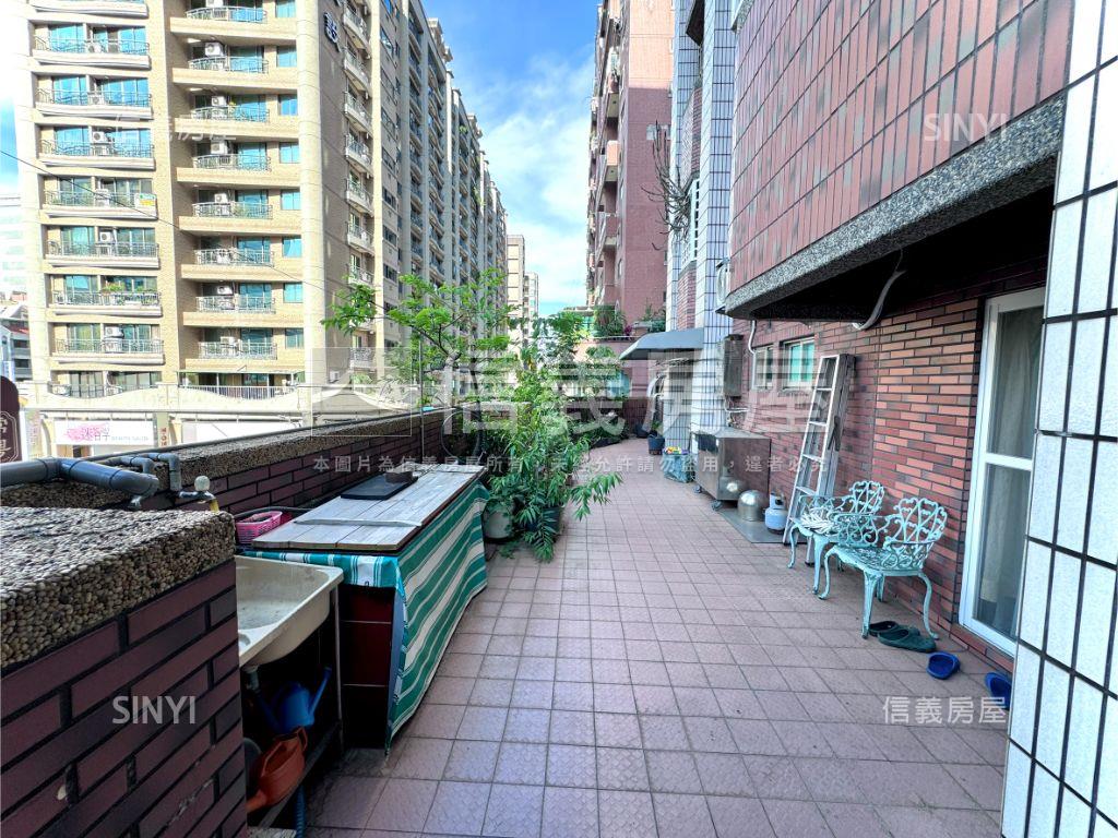 近捷運雙主臥庭院平車宅邸房屋室內格局與周邊環境