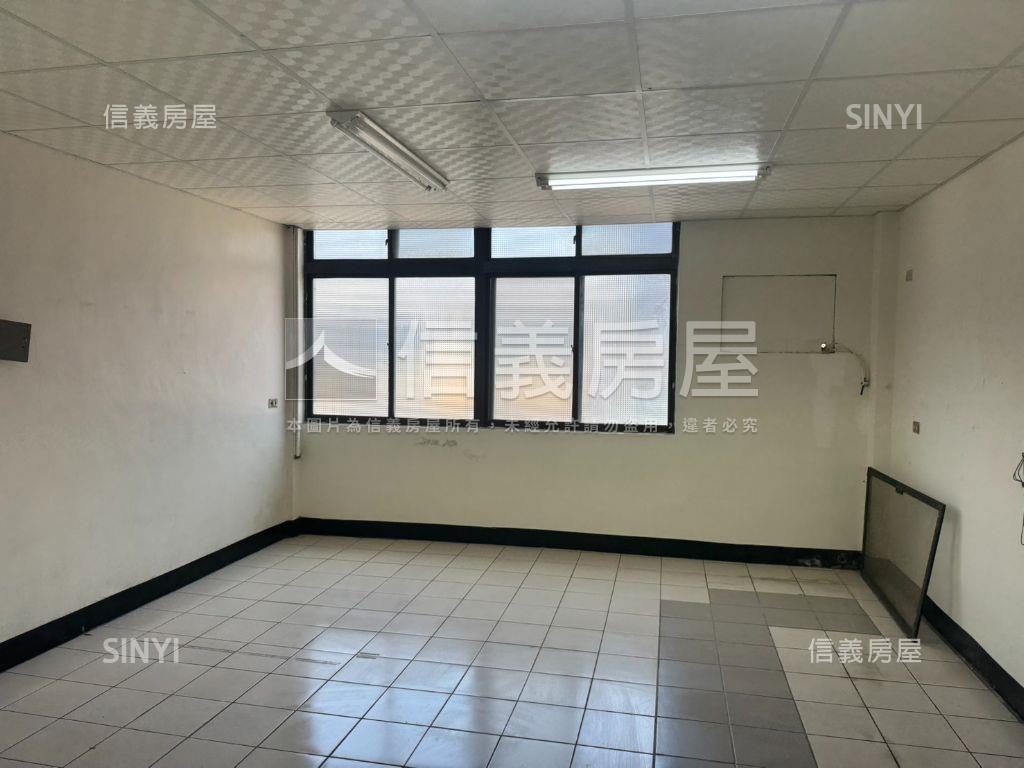 桃園後站商圈臨路透天店面房屋室內格局與周邊環境