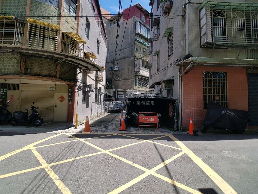 社子１６７坪商一土地房屋室內格局與周邊環境