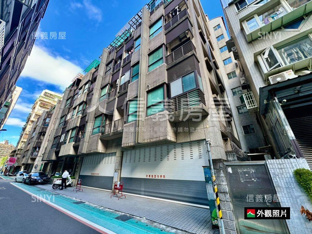 冠堤晶華★首購優質首選房屋室內格局與周邊環境