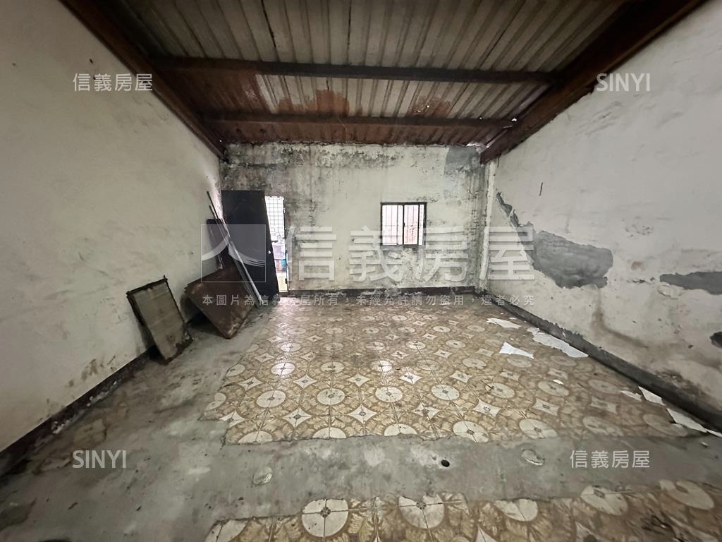 近ＬＢ１０站稀有一樓房屋室內格局與周邊環境