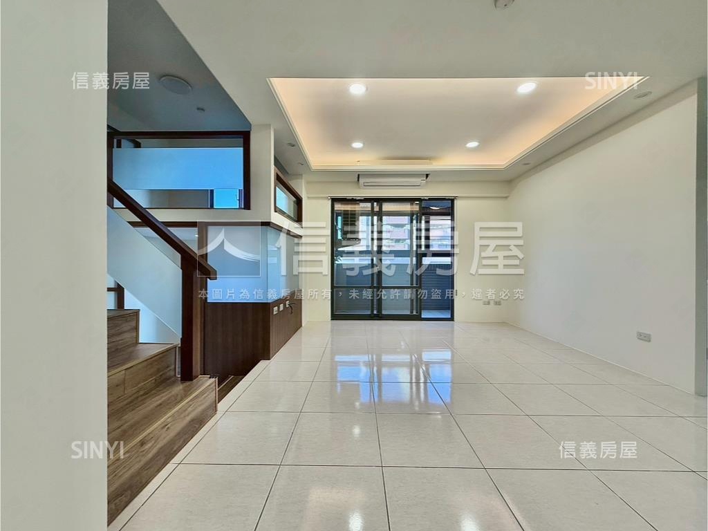 順天獅子城前棟園道戶車位房屋室內格局與周邊環境