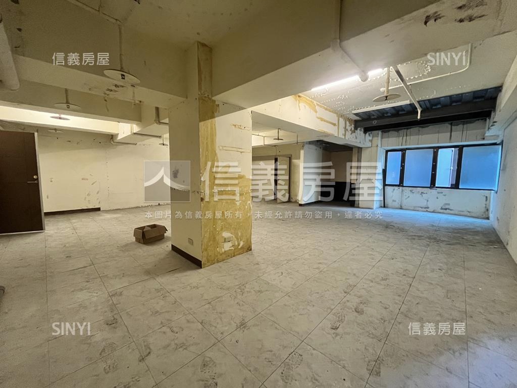 六福晶華優質辦公稀有釋出房屋室內格局與周邊環境