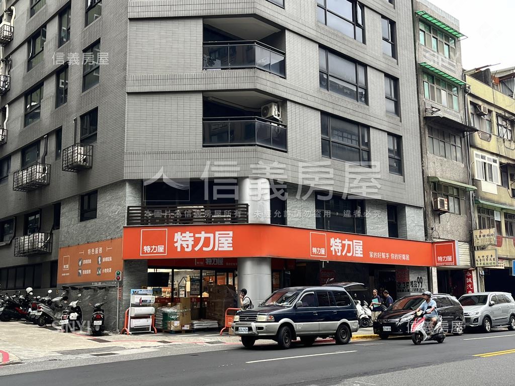 六福晶華優質辦公稀有釋出房屋室內格局與周邊環境
