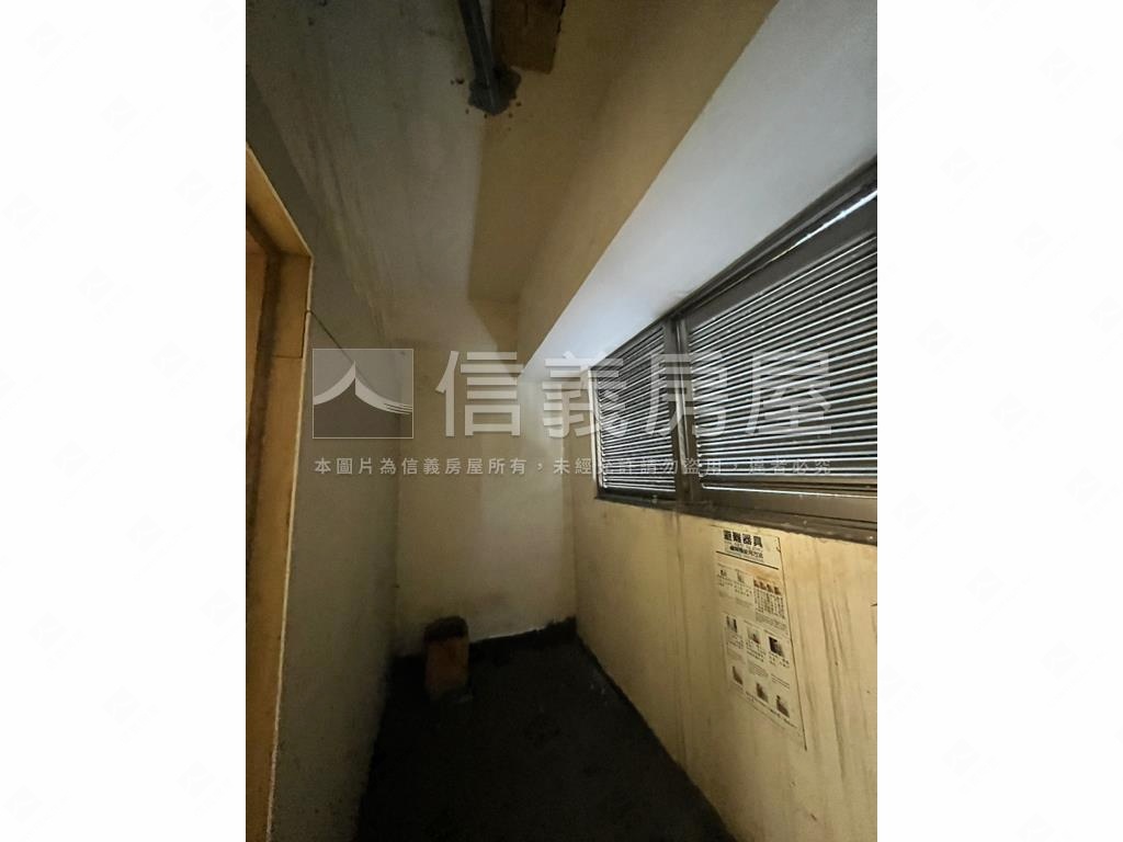 六福晶華優質辦公稀有釋出房屋室內格局與周邊環境