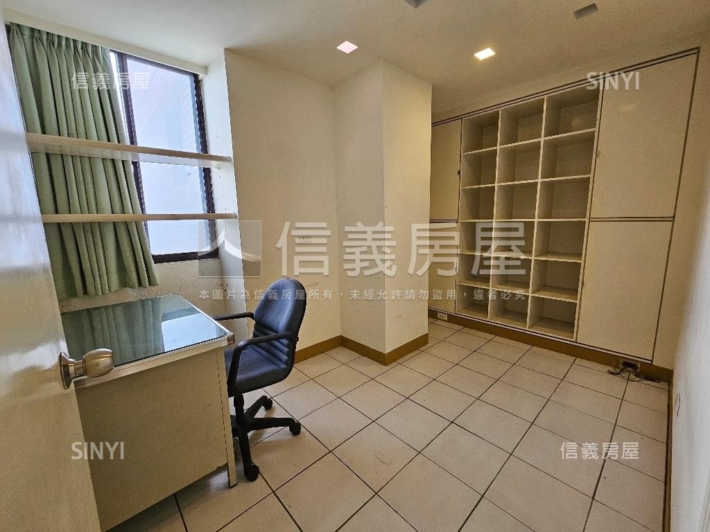 甲第琴宮高樓房屋室內格局與周邊環境