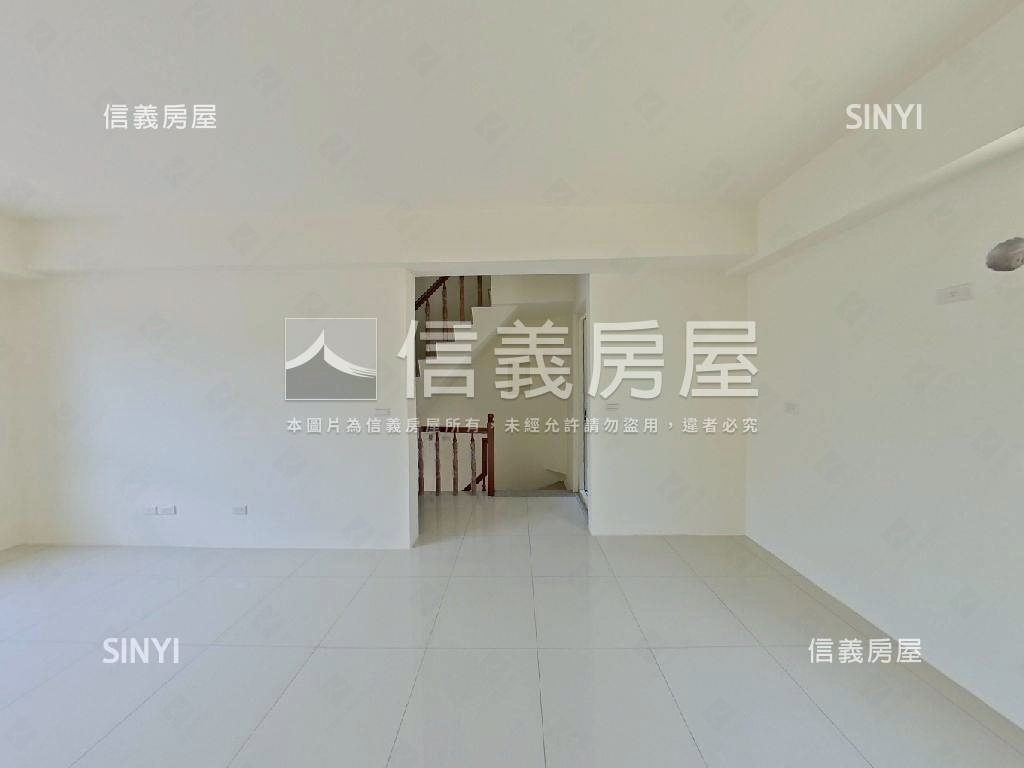 近國一大面寬美墅房屋室內格局與周邊環境