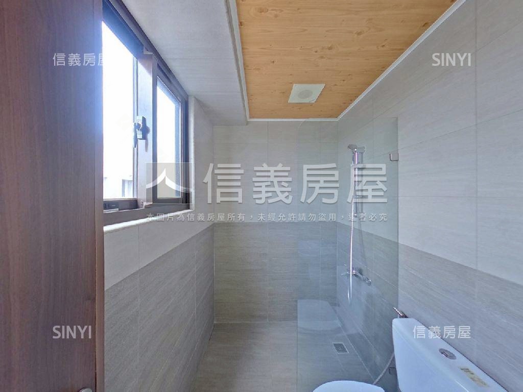 近國一大面寬美墅房屋室內格局與周邊環境