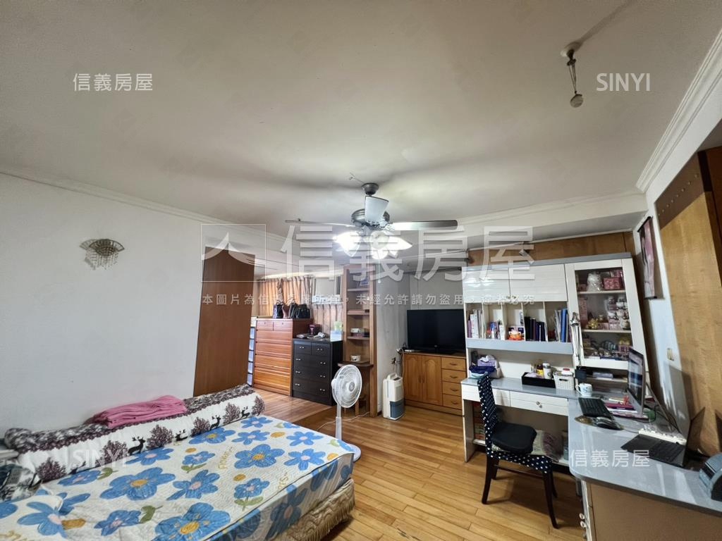 亞東站天藍頂居四房車位房屋室內格局與周邊環境