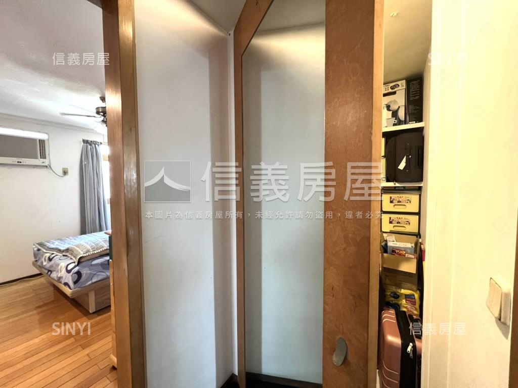 亞東站天藍頂居四房車位房屋室內格局與周邊環境