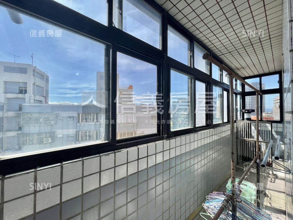 亞東站天藍頂居四房車位房屋室內格局與周邊環境