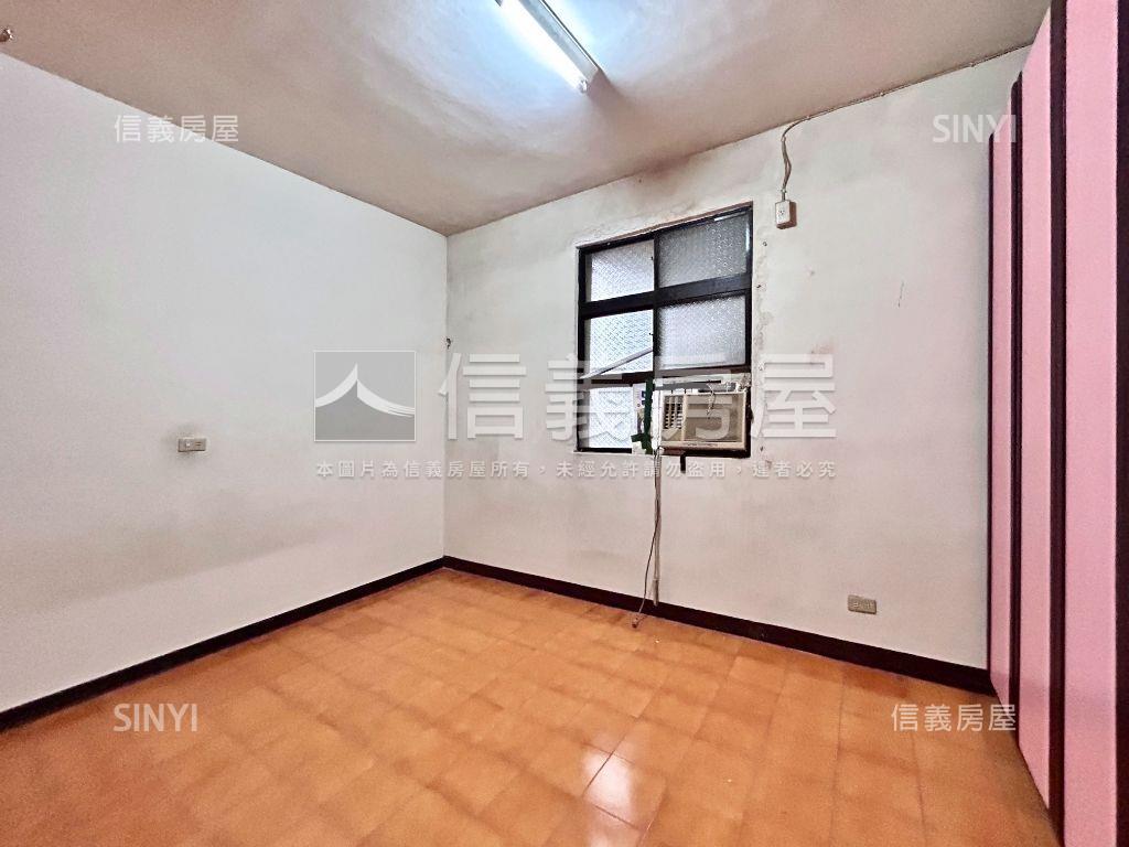 搶手捷運黃金公寓三樓房屋室內格局與周邊環境