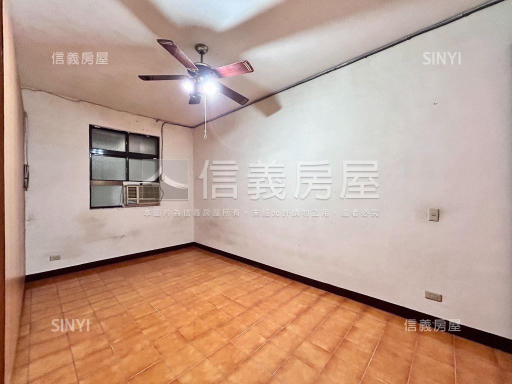 搶手捷運黃金公寓三樓房屋室內格局與周邊環境