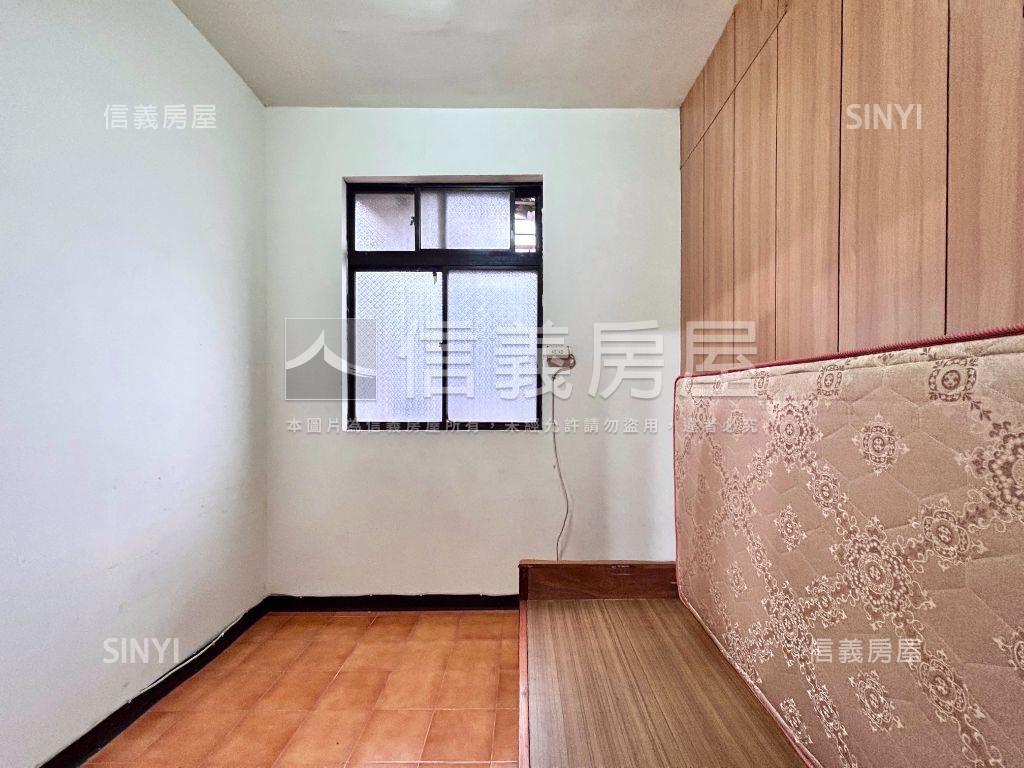 搶手捷運黃金公寓三樓房屋室內格局與周邊環境