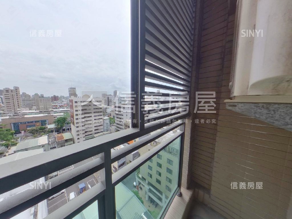 大立薇閣精緻美宅車位房屋室內格局與周邊環境